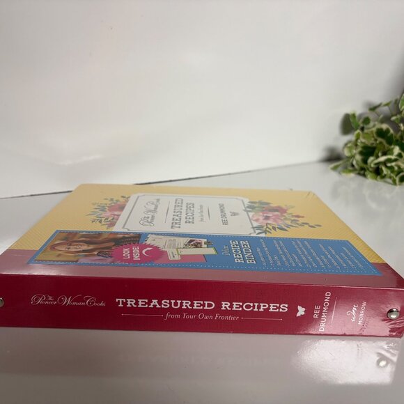 The Pioneer Woman Cooks Treasured Recipes Deluxe Recipe Binder Ree Drummond NEW - Picture 6 of 8